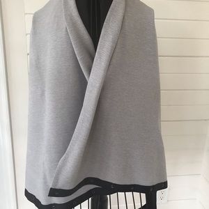 Lululemon Vinyasa scarf Grey and White And Black